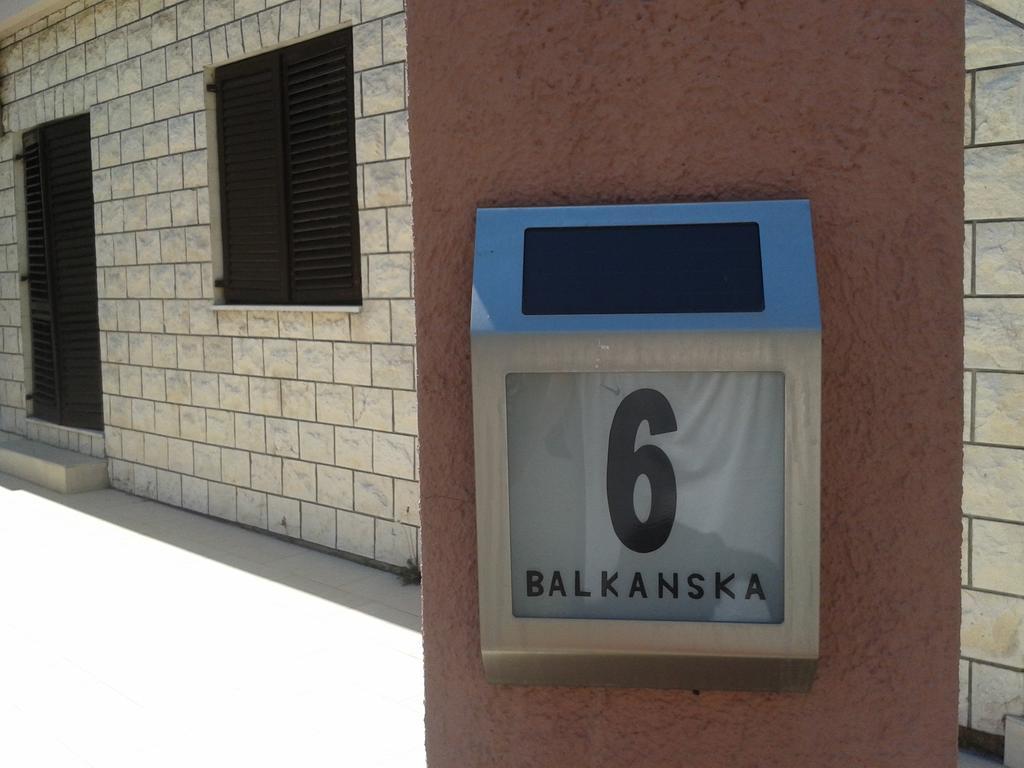 בודווה Apartments Vila Galileo מראה חיצוני תמונה